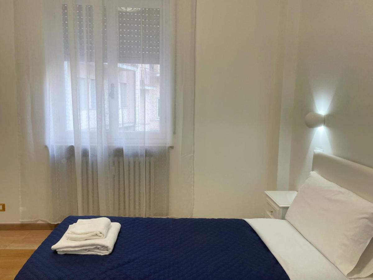 Nuovo Confortini Rooms Sunday Verona Bagian luar foto