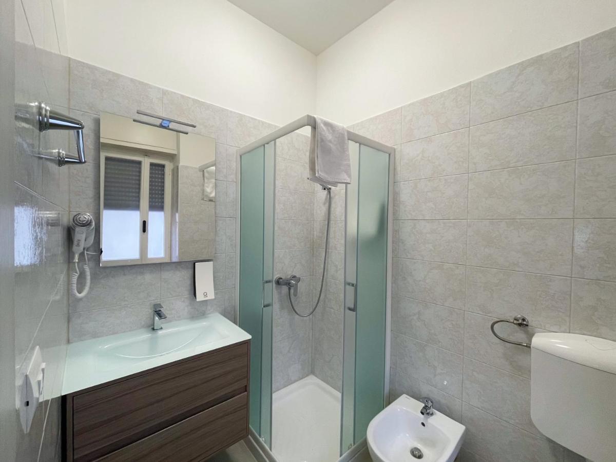 Nuovo Confortini Rooms Sunday Verona Bagian luar foto