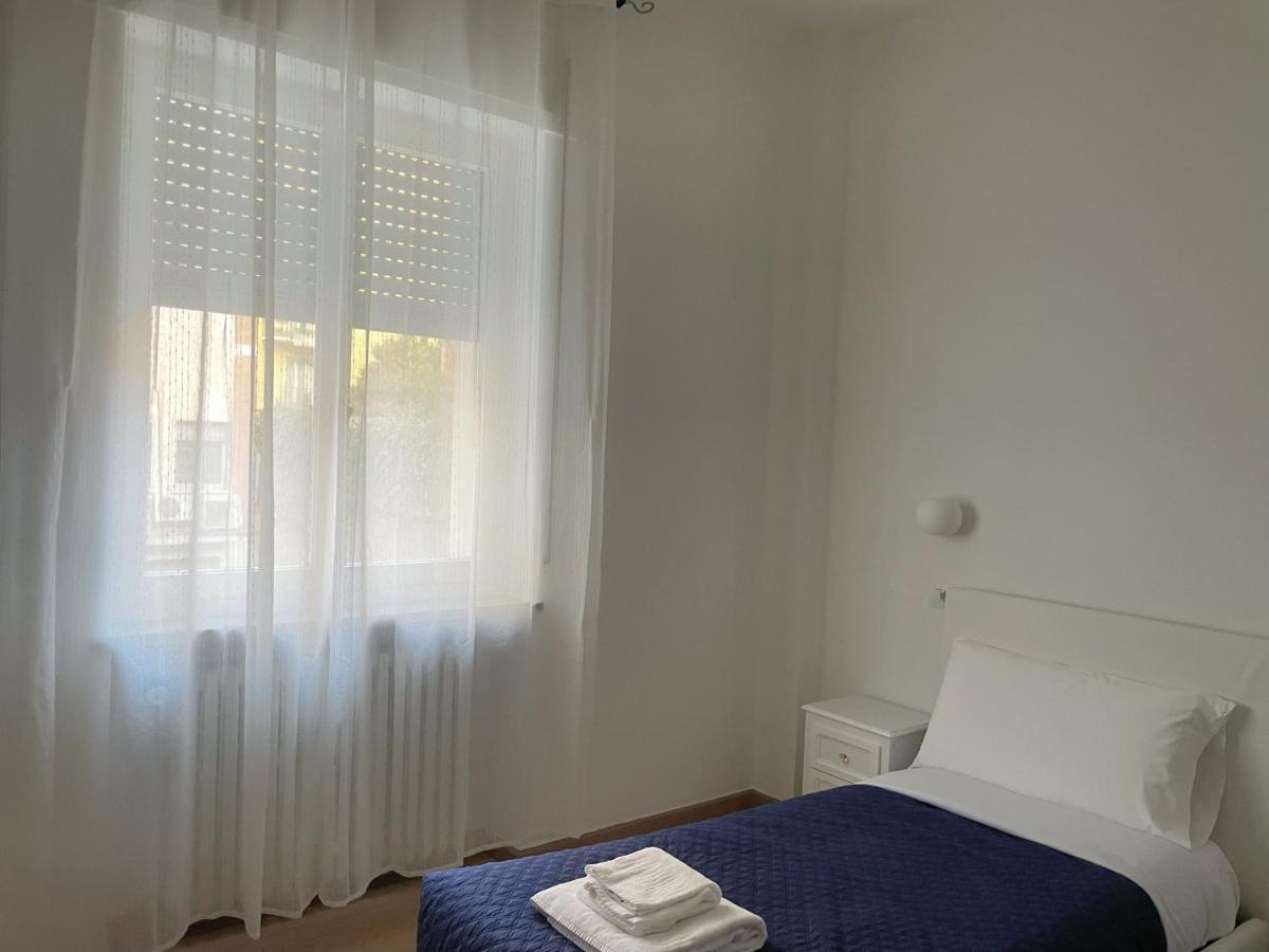 Nuovo Confortini Rooms Sunday Verona Bagian luar foto