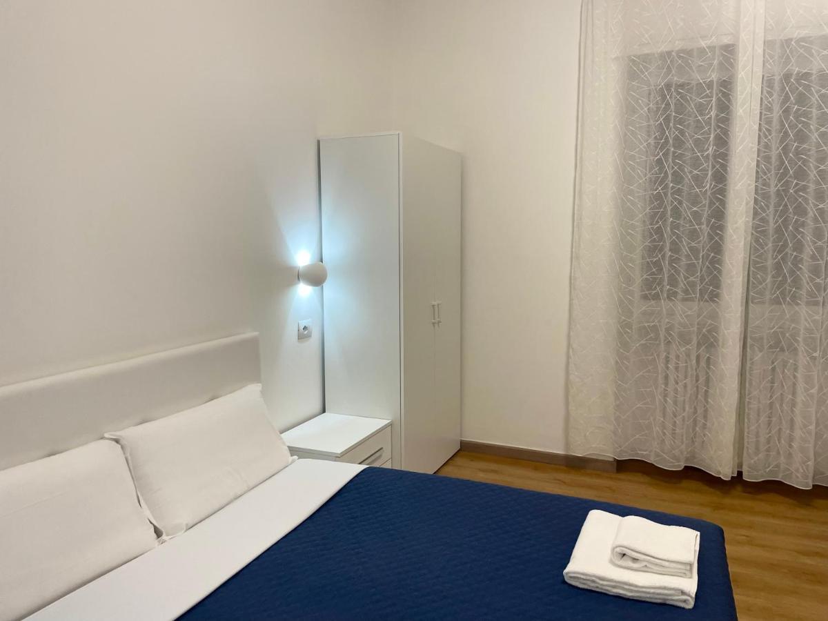 Nuovo Confortini Rooms Sunday Verona Bagian luar foto